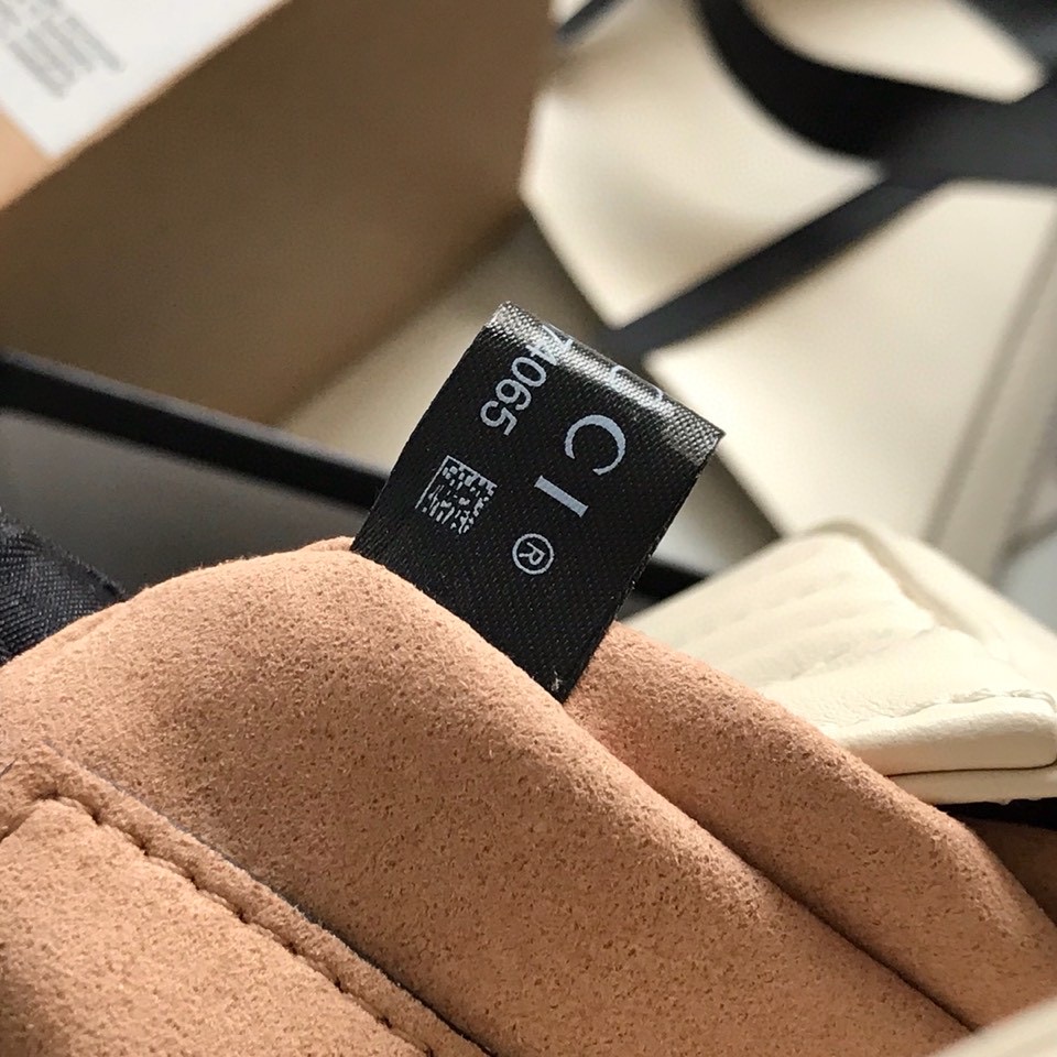 Kaufen GG Gucci Marmont mini matelassé shoulder Tasche - Image 10