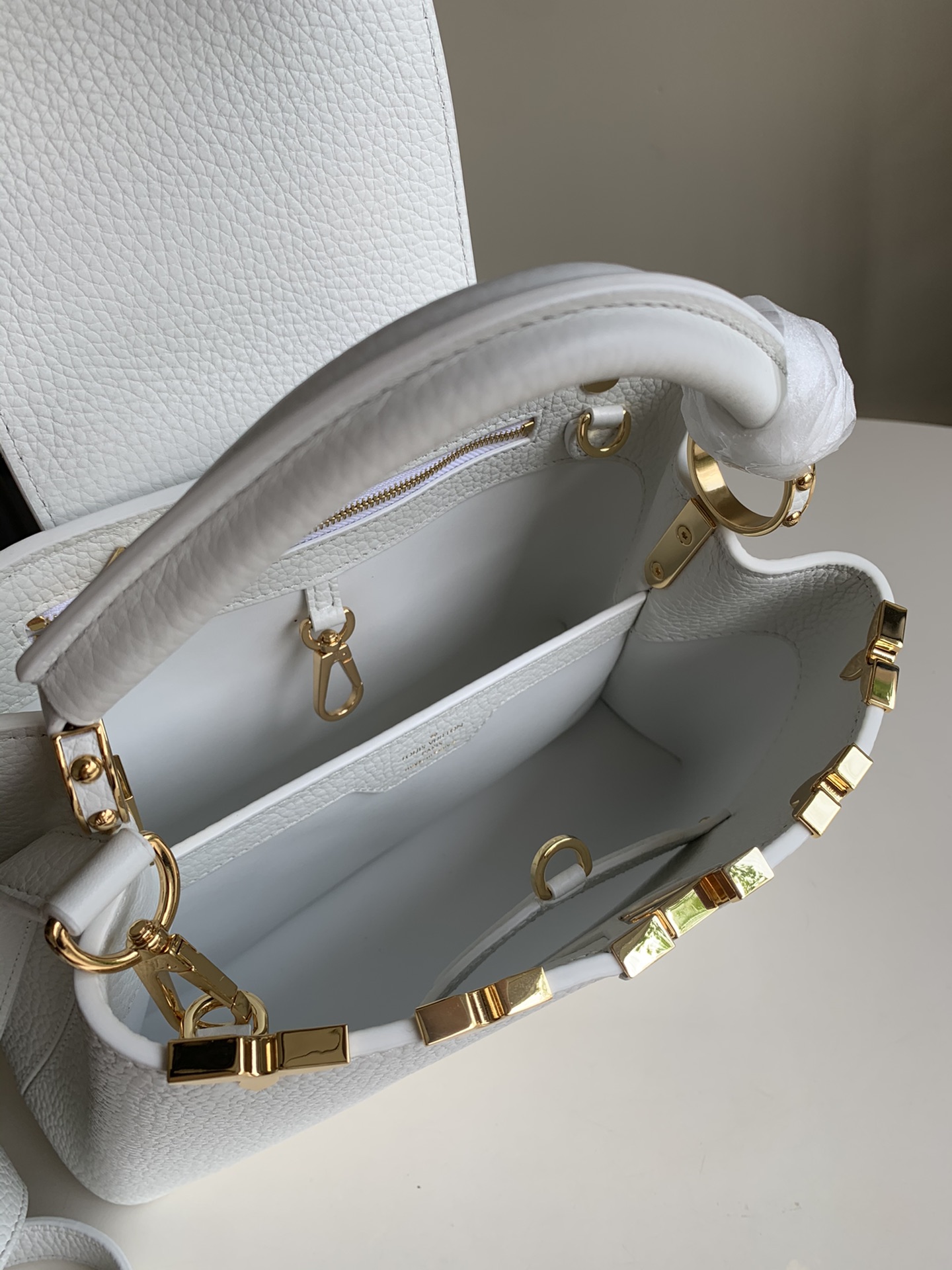 Kaufen Louis Vuitton MM CAPUCINES Tasche - Image 4