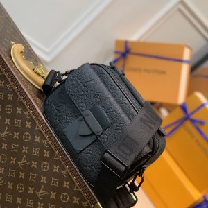 Kaufen Louis Vuitton S LOCK SLING  Tasche