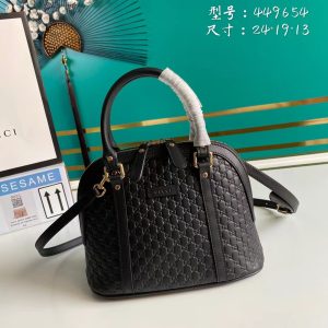 Kaufen GUCCI Micro GG Leather Mini Dome Crossbody TAsche