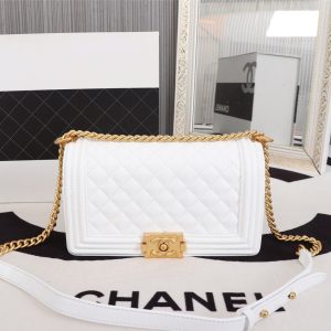 kaufen Chanel Boy Schwarzer Kaviar GHW Weiß Tasche