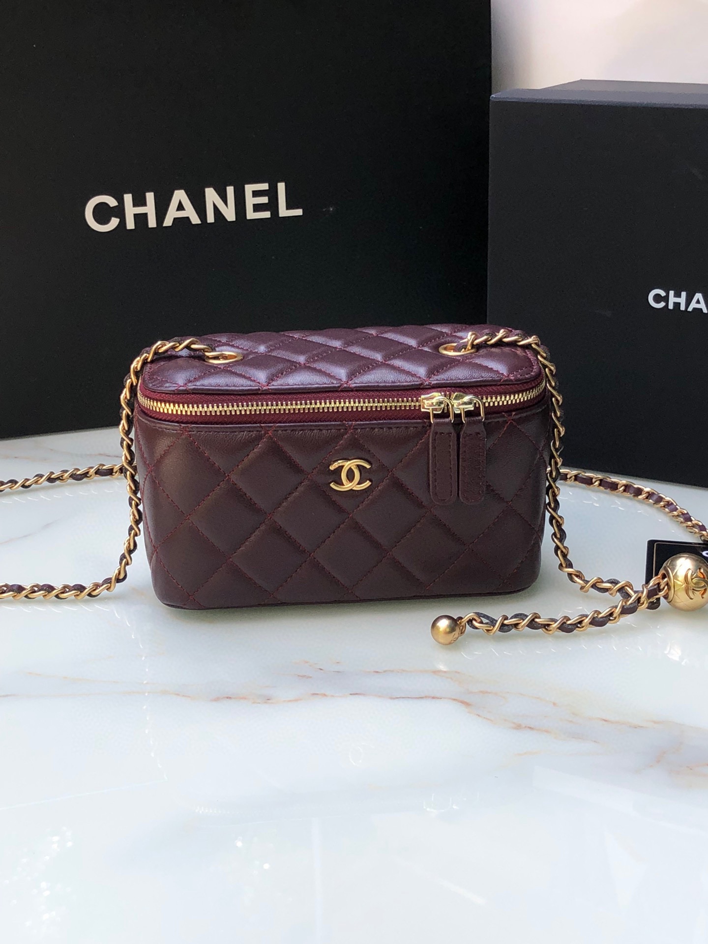 kaufen Chanel Classic Vanity 22C Tasche mit Kette
