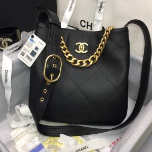 kaufen CHANEL 22 in schwarzer Farbe GROSSE HANDTASCHE