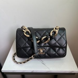 kaufen Kleine, klassische Überschlag tasche von Chanel