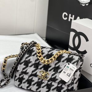 CHANEL 19 GROSSE HAND TASCHE KAUFEN