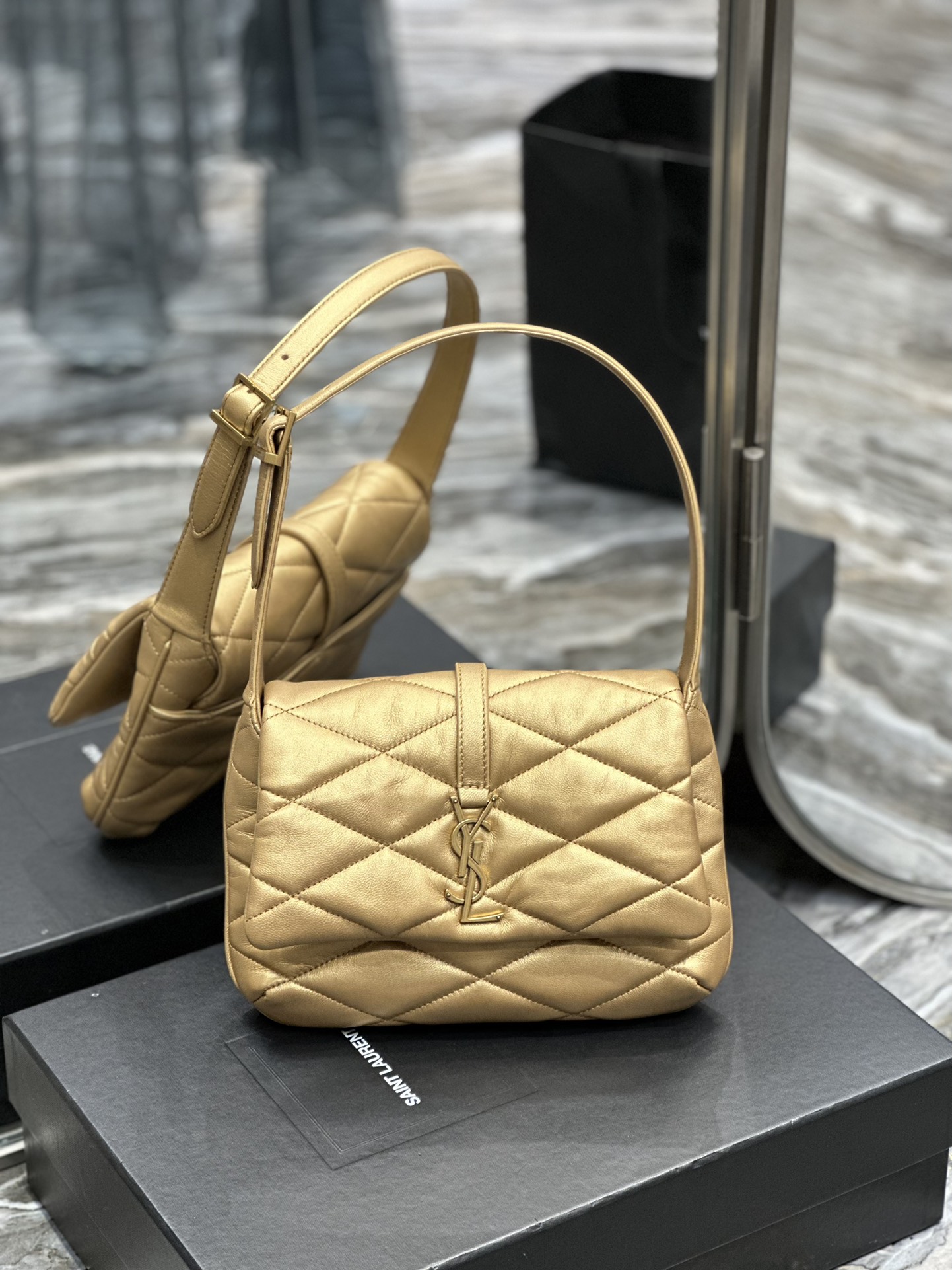 KAUFEN Home Yves Saint Laurent YSL Bags LE 57 HOBO TASCHE IN QUILTED LAMBSKIN LE 57 HOBO BAG IN QUILTED LAMBSKIN