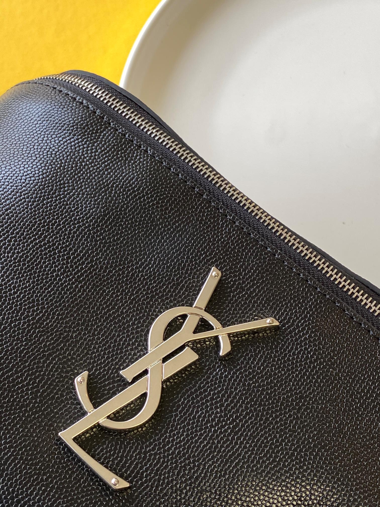 KaufenLuxury Handbag 03 Classic Monogram Belt Bag in Grain Embossed Leather Tasche - Image 4