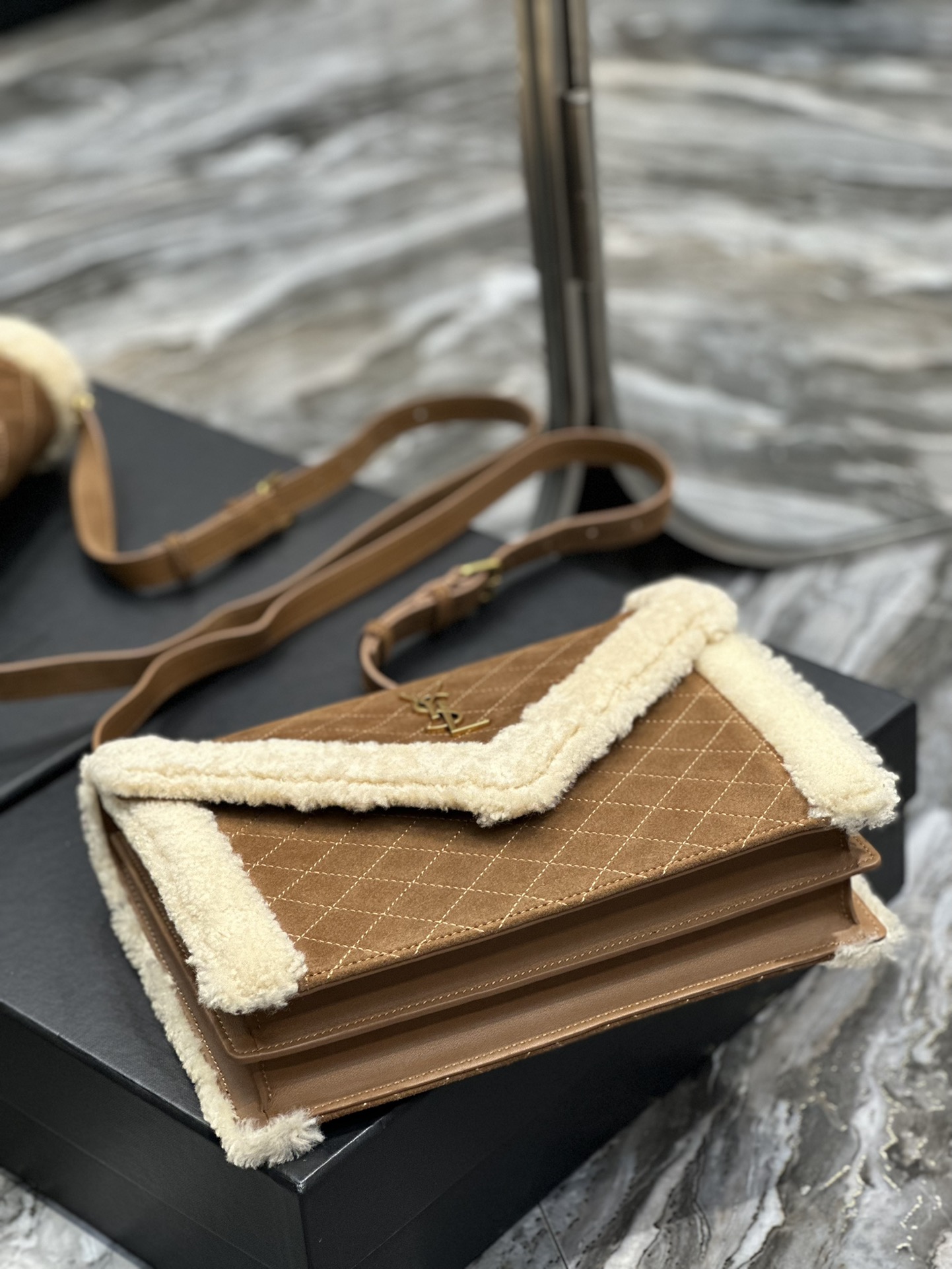 KAUFEN YSL GABY MINI SATCHEL IN QUILTED SUEDE AND SHEARLING TASCHE - Image 5